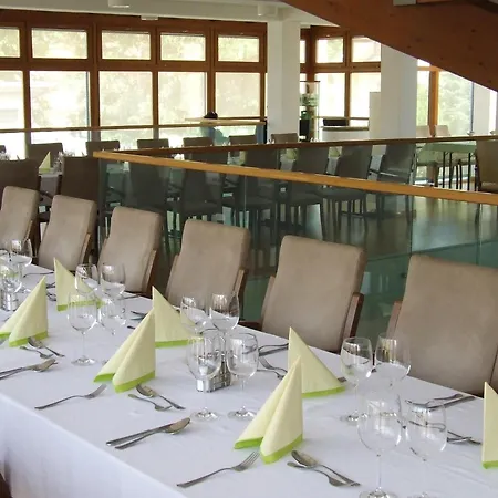 Gizella And Restaurant