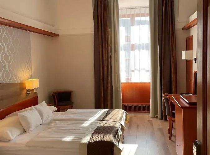 Gizella And Restaurant Hotel Veszprém