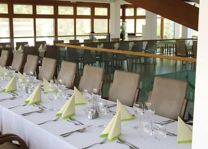 Gizella And Restaurant